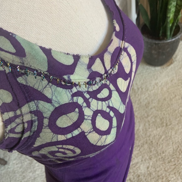 Language batik tank - Picture 2 of 5